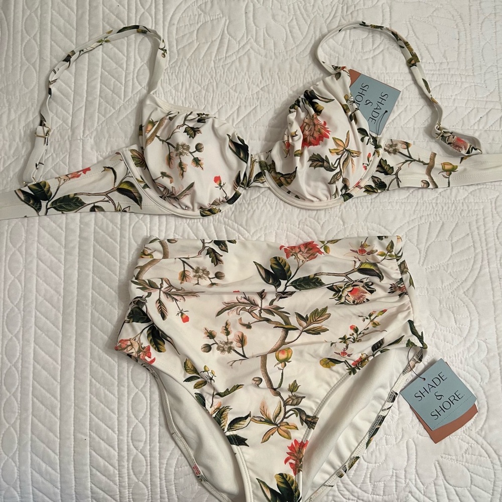 Shade & Shore Floral Bikini - White and Pink